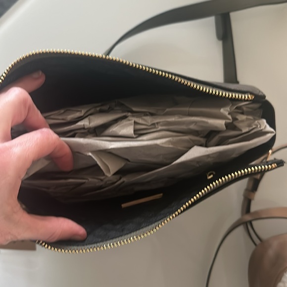 Steven Madden Blexi Crossbody Bag - Picture 5 of 5